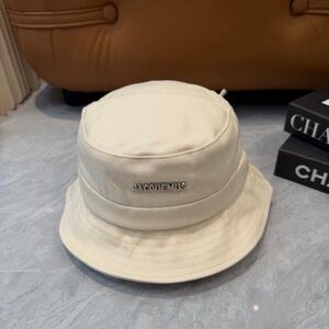 Jacquemus Cream Cotton Bucket Hat with Metal Logo